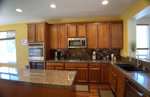 Reno House | Pet Friendly South Reno Sanctuary: Your Home for Extended Family Comfort
