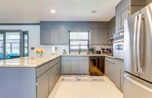 Candler-McAfee Apartment | Pet-Friendly Spacious Backyard BBQ Grill