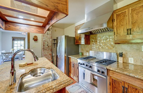 Springville House | Pet-Friendly Springville Vacation Rental w/Grill!