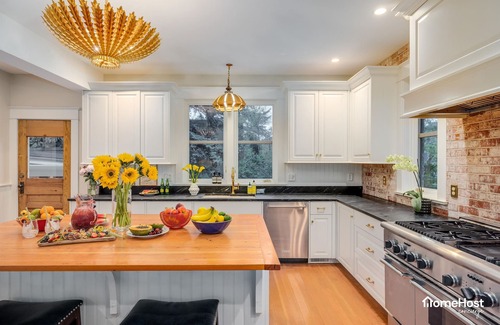 Lower Arapahoe House | Pet-Friendly! Stunning Home — Steps to Downtown, CU & Hiking Trails.