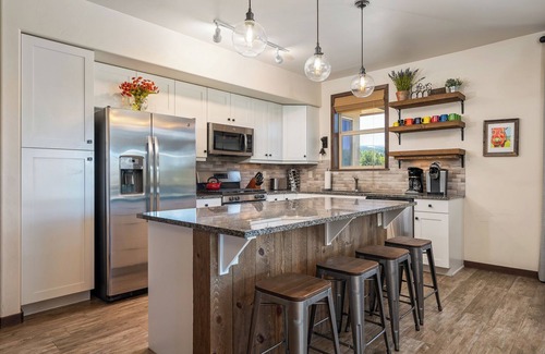 Winter Park Condo | Pet Friendly | Trailhead Lodges 134 | Pool, Hot Tub & Fitness Center | Sleeps 10