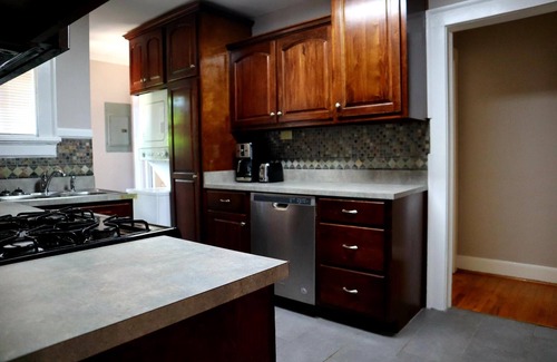 Columbus House | Pet Friendly Tudor Located Just 2 Miles From Uptown Columbus