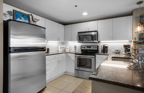 Panama City Beach Condo | PET FRIENDLY! GREAT VIEWS! UPDATED FURNISHINGS! BCH SRVC INCL!