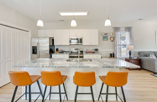 Wilmington House | Pet-Friendly Wilmington Home - 2 Mi to Riverwalk