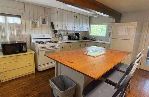 Sebago Cottage | PET FRIENDLY WITH A SANDY BEACH AND A MOORING