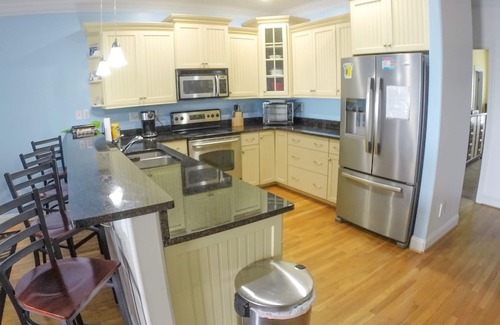 Kure Beach House | Pet friendly with pool