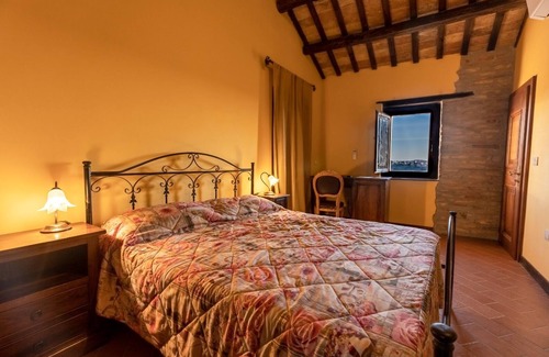 Mosciano Sant'Angelo Bed & Breakfast | Petecciano Castle B&B