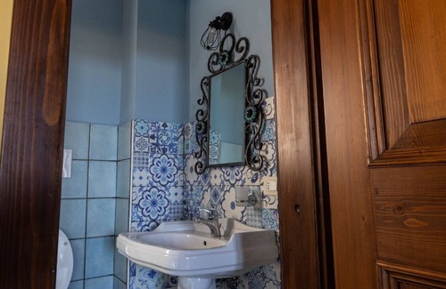 Mosciano Sant'Angelo Bed & Breakfast | Petecciano Castle B&B