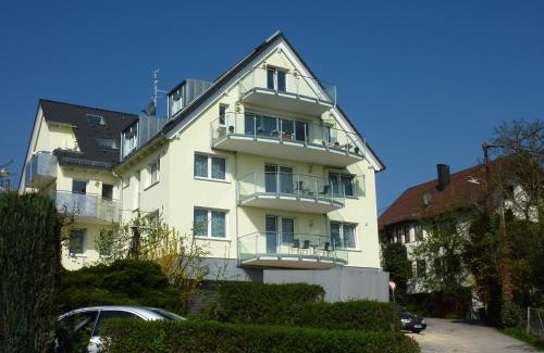 Plattenhardt Apartment | Peter Hart Wohnen auf Zeit - mit Komfort
