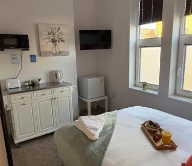 Peterborough Apartment | Peterborough Modern Studio 1