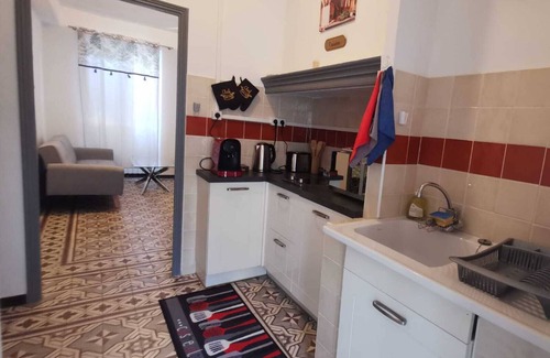 Carpentras Apartment | Petit Appart au Cœur des Remparts