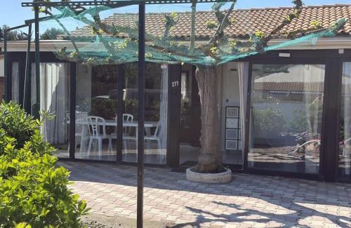 Vendres House | Petit pavillon pour 8 personnes dans une résidence avec piscine