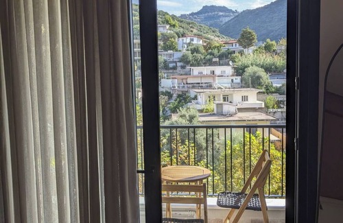 Tirana Apartment | Petit Ritz