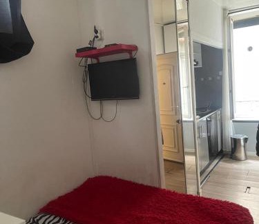 Clermont Ferrand City Centre Apartment | Petit Studio en plein centre