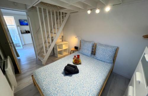 Merville-Franceville-Plage Apartment | Petite cour privée - à 1minute à pied de la plage