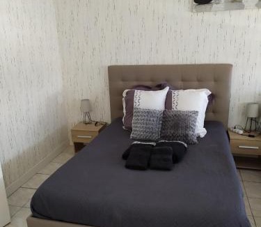 Sens Apartment | Petite halte Appt 103