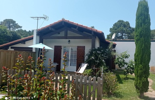 Vieux-Boucau-les-Bains Apartment | Petite Maison de Vacances Indépendante Avec Accès à la Piscine