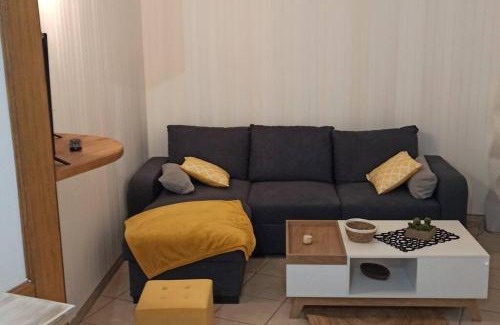 Ducey House | Petite maison de bourg proche A84