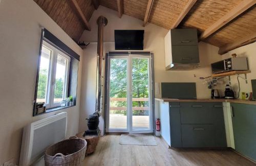 Neuvic Ski Chalet | Petite maison vue sur Lac de la Triouzoune Neuvic