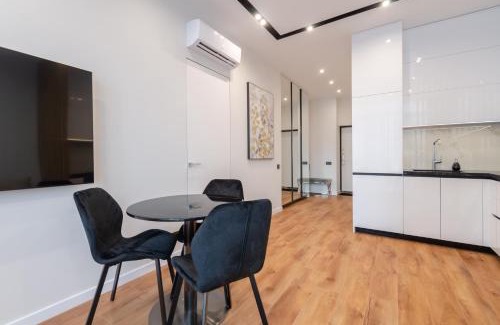 Pechers'kyi District Apartment | Petrovdom 2-5 new apartment in RC Novopecherski Lypky, 19B Andrii Verkhogliad Street