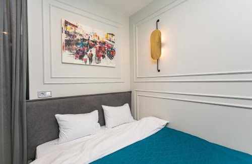 Kyiv Apartment | Petrovdom Apartments 17-183a in RC New York Concept House, Antonovycha 74