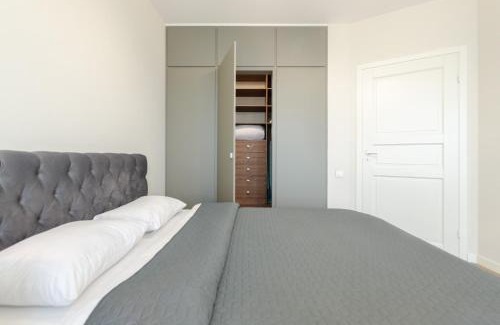 Shevchenkivs'kyi District Apartment | Petrovdom Apartments 19-226 in RC Hoffman House, Zolotoustivska 34