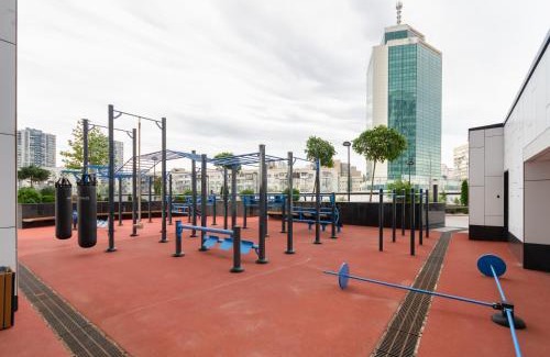 Shevchenkivs'kyi District Apartment | Petrovdom Apartments 33-413 in RC Manhattan , Beresteiskyi 11
