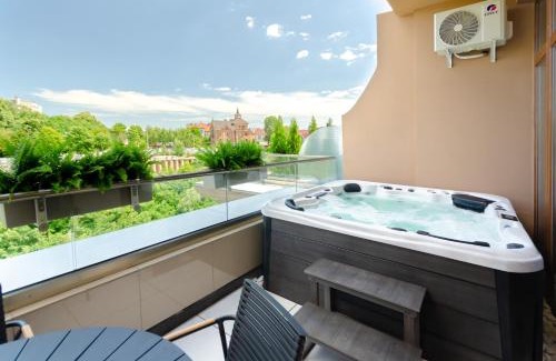 Pechers'kyi District Apartment | Petrovdom SPA Luxury apartment 11-240 with jacuzzi in RC Pechersk Plaza
