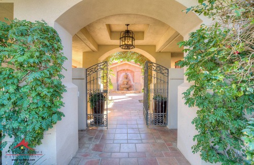 La Quinta House | PGA West Tuscan Custom Estate with multiple Spas and Steam Shower