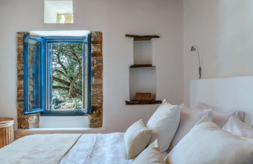 Kardiani House | Phaedrus Living: Luxury Stonehouse Tinos