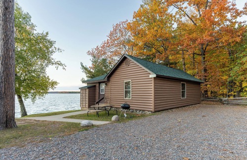Phelps Cabin | Phelps Hillside Resort Cabin #1