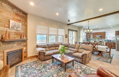 Kings Beach House | Phenomenal 4-bedroom house in Kings Beach for a perfect getaway