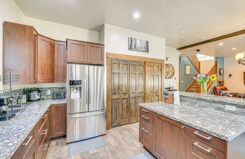 Kings Beach House | Phenomenal 4-bedroom house in Kings Beach for a perfect getaway