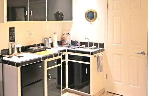 Brookings Apartment | Phenomenal Views! Private & Sparkling Clean!