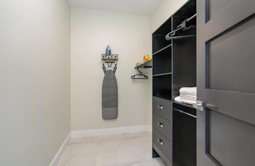 Matthews Apartment | Phillips Apt