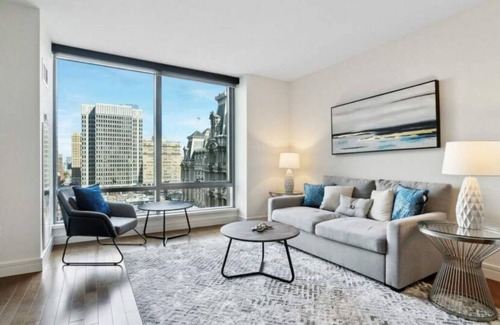 Center City Condo | Philly - Lux 1-bedroom condo - View of City Hall -AC, Gym, WiFi, City Center