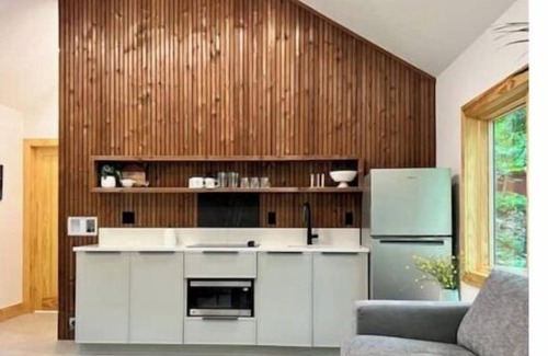 Marquette Cabin | Philville Cabin B