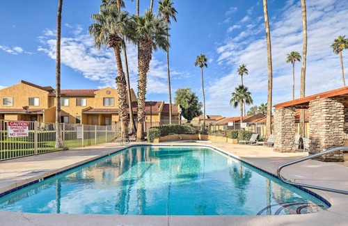 South Mountain Condo | Phoenix Condo w/ Pool ~ 10 Mi to Downtown!