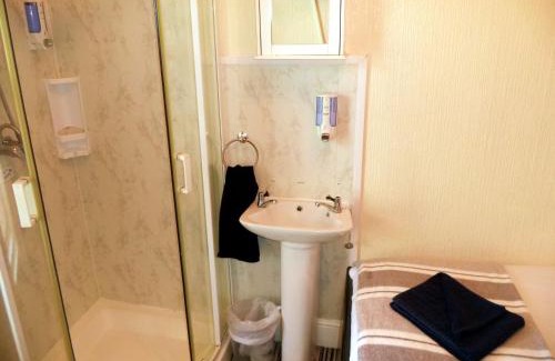 North Shore House | Phoenix Guest House