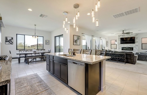 South Mountain House | Phoenix Haven w/ Balcony, Pool & Hot Tub Access