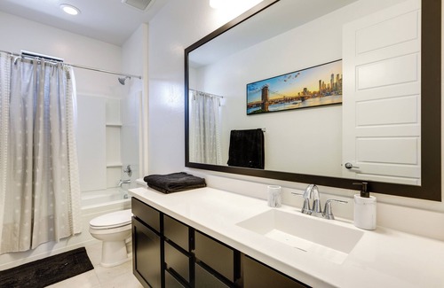 South Mountain House | Phoenix Haven w/ Balcony, Pool & Hot Tub Access