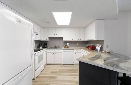 Orange Beach Condo | Phoenix IV 4063 by Liquid Life
