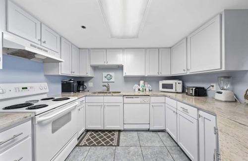 Orange Beach Condo | Phoenix IV 4073 Phoenix IV 4073 | A Stunning Beachfront Condo