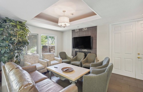 Deer Valley Condo | Phoenix Oasis: Relax by the Pool in Paradise!