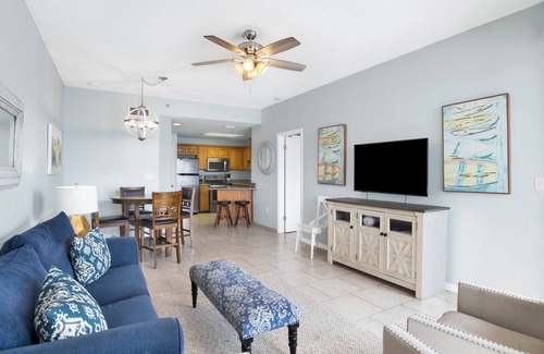 Orange Beach Condo | Phoenix V 1104 - Beauty & Charm Topped with Fun! (Splashpad!)