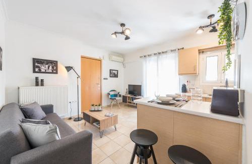 Kerameikos Apartment | Photostory Art Studio