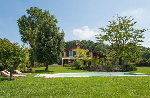 Rezzano Villa | Piacenza surroundings Luxury Villa with pool