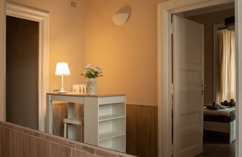 Prati House | Piazza del Popolo, Vatican City, room, air conditioning, private bathroom, wifi