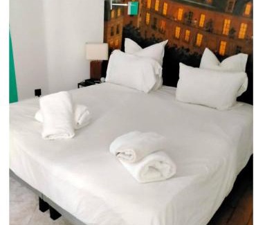 Saint-Victor Apartment | Pic de Nôtre Dame, Charming Suites Paris