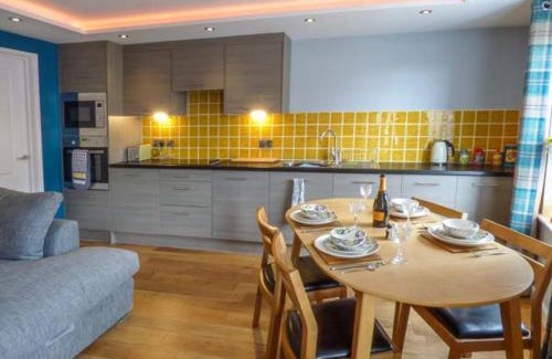 Scarborough Apartment | Picadore